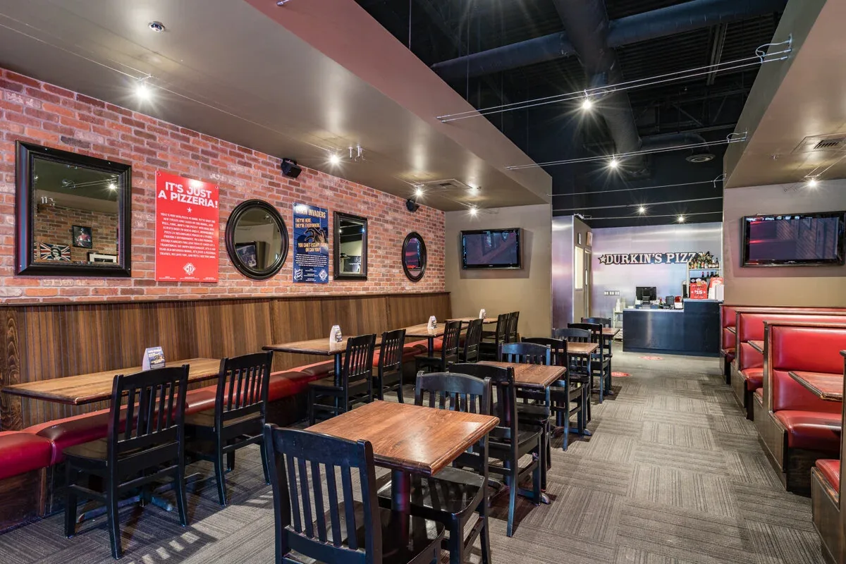 Enjoy Summer Evenings at Durkin's Pizza