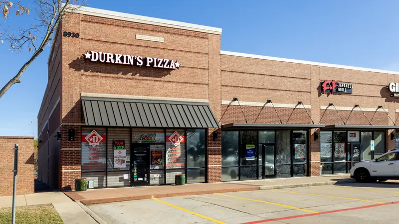 Durkin’s Pizza storefront at 8930 State Hwy 121 in West McKinney, TX